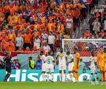 APP下载-关于柏林赫塔后卫出色表现，多次关键解围守住胜果的信息